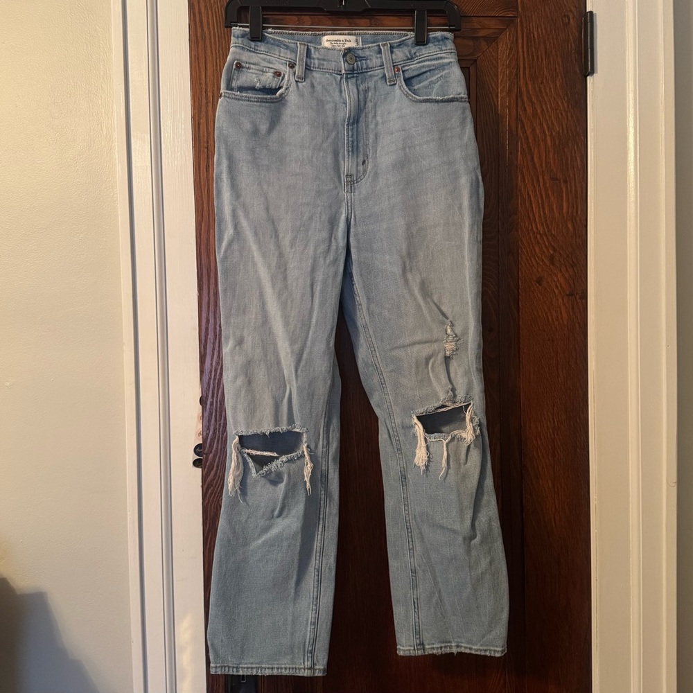 Abercrombie & Fitch Distressed The Ankle Straight Ultra High Rise Jeans